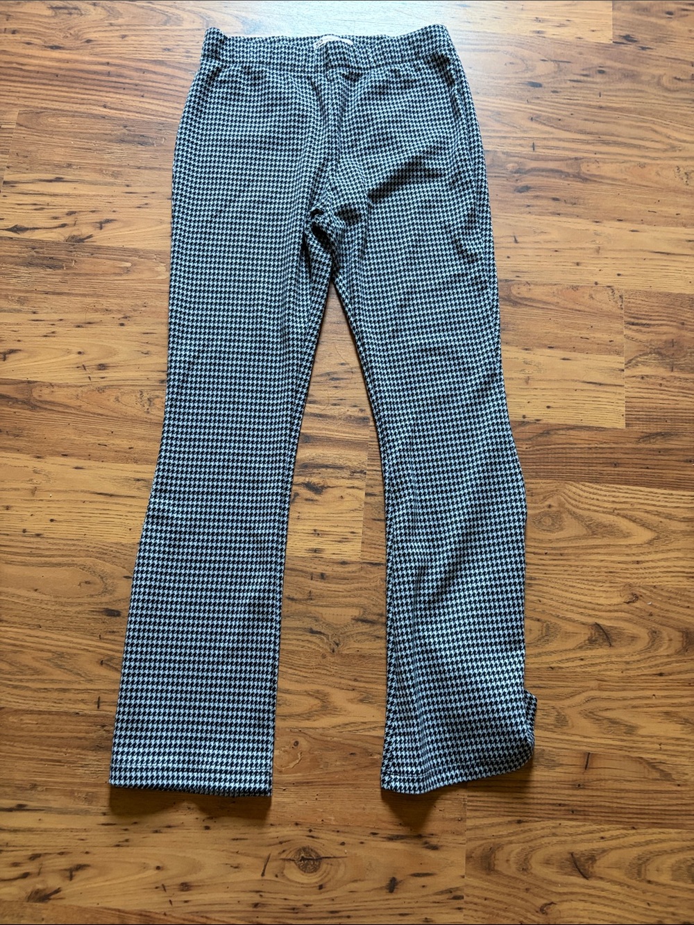 High Rise Flare Stretch Pull-On Pants - Black & White